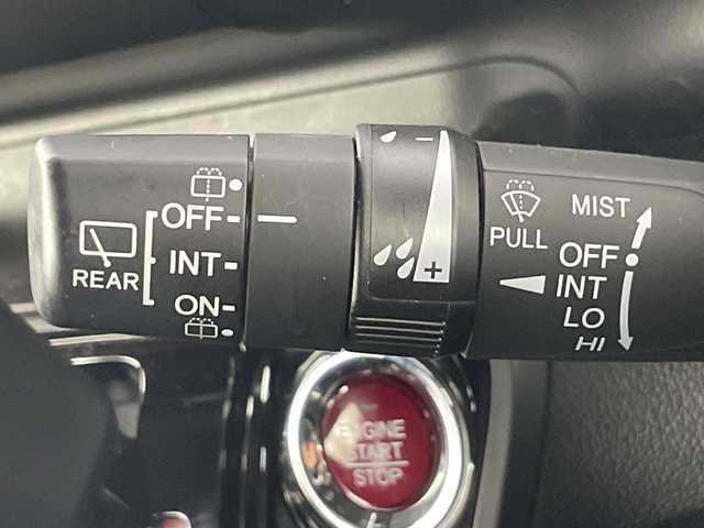 ホンダ Ｎ ＢＯＸ スラッシュ X 愛知県 2014(平26)年 4.4万km スマートブラック 純正7インチナビ（AM/FM/地上D/BT/CD/DVD）/サウンドマッピングシステム/D/N席シートヒーター/バックロードホーン型サブウーファー/置くだけ充電/クルーズコントロール/シティブレーキアクティブシステム/横滑り防止機能/ステアリングヒーター/バックカメラ/ETC/電動格納ミラー/オートライト/前方ドライブレコーダー/純正フロアマット/プッシュスタート/スマートキー