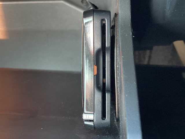 スバル インプレッサ スポーツ 2．0i－S アイサイト 茨城県 2016(平28)年 9.6万km クリスタルホワイトP 【(株)IDOMが運営する【じしゃロン水戸店】の自社ローン対象車両になります。こちらは現金ご利用時の価格です。自社ローンご希望の方は別途その旨お申付け下さい。】/4WD/ワンオーナー/社外SDナビ(CD/DVD/BT/フルセグ)/バックカメラ/全車速追従機能付クルコン/アイサイトver3/・プリクラッシュブレーキ/・アクティブレーンキープ/・AT誤発進/誤後進抑制制御/・ふらつき警報/・車線逸脱警報/・先行車発進お知らせ/・ステレオカメラ/オートライト/本革巻きステアリング/パドルシフト/ファブリック/合皮コンビシート/前席パワーシート/STIフロントリップ/ダウンサス/純正17インチアルミホイール/キーレスアクセス/プッシュスタート/禁煙車