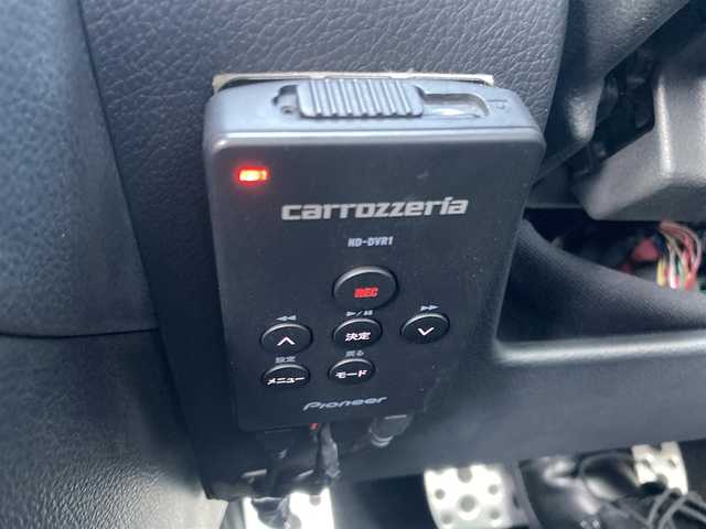 スバル インプレッサ スポーツ 2．0i－S アイサイト 茨城県 2016(平28)年 9.6万km クリスタルホワイトP 【(株)IDOMが運営する【じしゃロン水戸店】の自社ローン対象車両になります。こちらは現金ご利用時の価格です。自社ローンご希望の方は別途その旨お申付け下さい。】/4WD/ワンオーナー/社外SDナビ(CD/DVD/BT/フルセグ)/バックカメラ/全車速追従機能付クルコン/アイサイトver3/・プリクラッシュブレーキ/・アクティブレーンキープ/・AT誤発進/誤後進抑制制御/・ふらつき警報/・車線逸脱警報/・先行車発進お知らせ/・ステレオカメラ/オートライト/本革巻きステアリング/パドルシフト/ファブリック/合皮コンビシート/前席パワーシート/STIフロントリップ/ダウンサス/純正17インチアルミホイール/キーレスアクセス/プッシュスタート/禁煙車