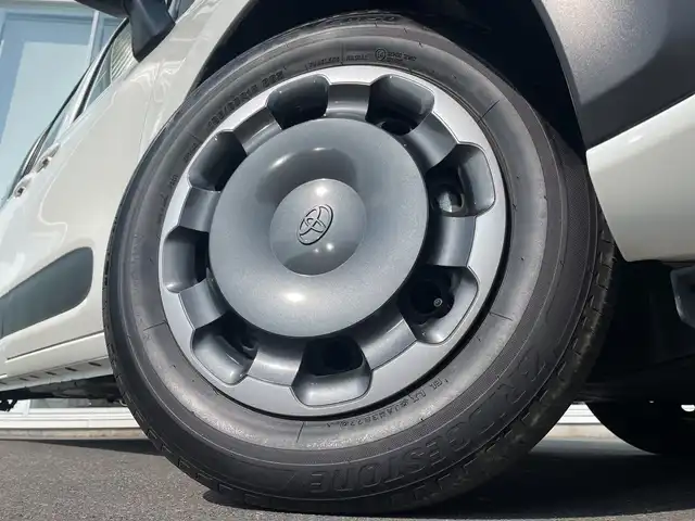 トヨタ シエンタ ハイブリッド Z 神奈川県 2022(令4)年 1.9万km ホワイトパールクリスタルシャイン 純正10型ナビ/フルセグ/Bluetooth/USB/両側パワースライドドア　/追従クルーズコントロール　/バックカメラ　/コーナーセンサー　/ETC/LEDヘッドライト　/オートライト　/オートマチックハイビーム　/純正アルミホイール　/レーンアシスト/ABS/横滑り防止装置/盗難防止装置/衝突被害軽減システム/Wエアバック