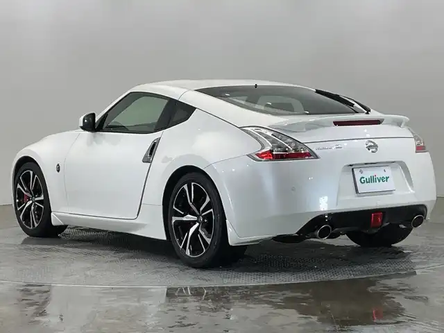 日産 フェアレディ Ｚ バージョンST 栃木県 2020(令2)年 2.5万km ブリリアントホワイトパール 純正ナビ/(フルセグTV・Bluetooth・CD・DVD・USB・HDD)/バックカメラ/前後コーナーセンサー/ハーフレザーシート/パワーシート(運転席・助手席側)/シートヒーター(運転席・助手席側)/純正リアスポイラー/純正アルミホイール/純正フロアマット/HIDヘッドライト/オートライト/スマートキー/プッシュスタート/禁煙車/保証書