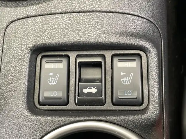 日産 フェアレディ Ｚ バージョンST 栃木県 2020(令2)年 2.5万km ブリリアントホワイトパール 純正ナビ/(フルセグTV・Bluetooth・CD・DVD・USB・HDD)/バックカメラ/前後コーナーセンサー/ハーフレザーシート/パワーシート(運転席・助手席側)/シートヒーター(運転席・助手席側)/純正リアスポイラー/純正アルミホイール/純正フロアマット/HIDヘッドライト/オートライト/スマートキー/プッシュスタート/禁煙車/保証書
