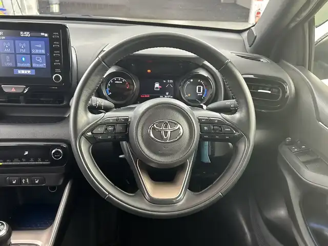 トヨタ ヤリス Z 愛知県 2022(令4)年 3.7万km ブラック 禁煙車/純正ディスプレイオーディオ/（AM/FM/Bluetooth/USB）/バックカメラ/トヨタセーフティセンス/・レーダークルーズコントロール/・プリクラッシュセーフティ/・レーントレーシングアシスト/・レーンディパーチャーアラート/・オートマチックハイビーム/・ロードサインアシスト/・プロアクティブドライビングアシスト/・発進遅れ告知機能/前後ドライブレコーダー/ETC/前席シートヒーター/LEDヘッドライト/純正ホイールキャップ/スマートキー/プッシュスタート/電動格納ミラー/純正フロアマット