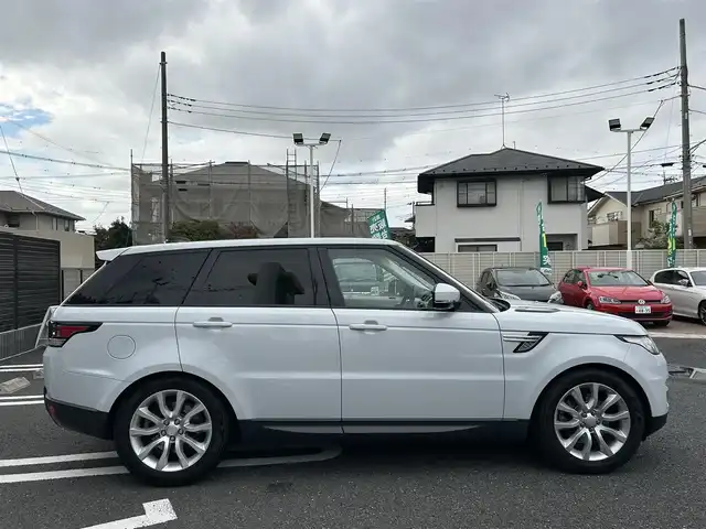 ランドローバー レンジローバースポーツ HSE 埼玉県 2017(平29)年 5.8万km パール リヤシートエンターテイメント/白革シート/ステアリングヒーター/メモリナビ/フルセグテレビ/バックカメラ/アイドリングストップ/クルーズコントロール/サンルーフ/プッシュスタート/パワーバックドア/ETC/保証書/取扱説明書