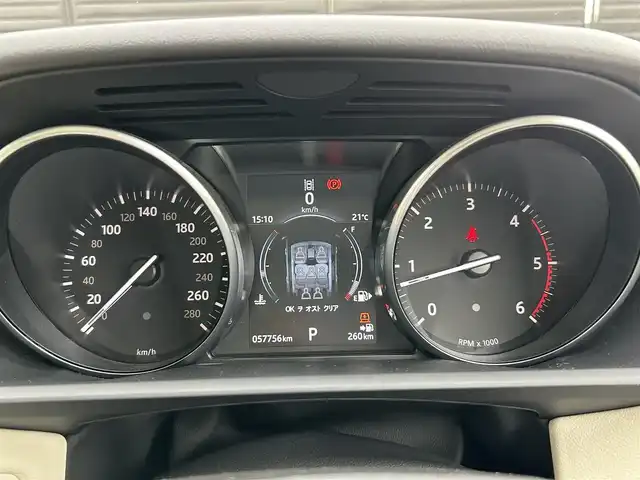 ランドローバー レンジローバースポーツ HSE 埼玉県 2017(平29)年 5.8万km パール リヤシートエンターテイメント/白革シート/ステアリングヒーター/メモリナビ/フルセグテレビ/バックカメラ/アイドリングストップ/クルーズコントロール/サンルーフ/プッシュスタート/パワーバックドア/ETC/保証書/取扱説明書