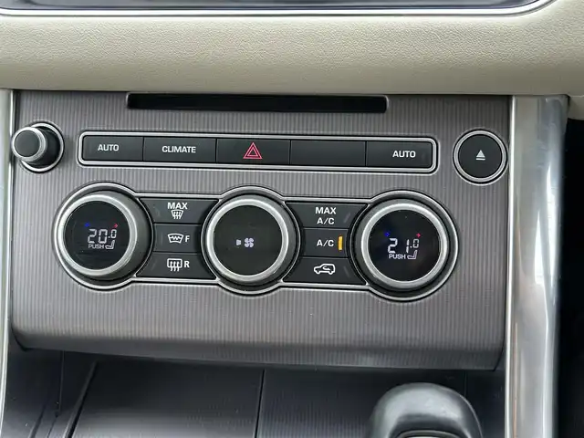 ランドローバー レンジローバースポーツ HSE 埼玉県 2017(平29)年 5.8万km パール リヤシートエンターテイメント/白革シート/ステアリングヒーター/メモリナビ/フルセグテレビ/バックカメラ/アイドリングストップ/クルーズコントロール/サンルーフ/プッシュスタート/パワーバックドア/ETC/保証書/取扱説明書