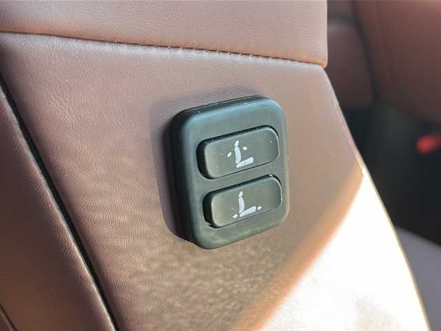 マツダ ＣＸ－８ XD エクスクルーシブモード 東京都 2022(令4)年 2.1万km マシーングレープレミアムM 純正SDナビ/【Bluetooth/TV/USB】/全方位カメラ/BOZEサウンド/ETC2.0/サンルーフ/衝突軽減ブレーキ/車線逸脱警報装置/レーダークルーズコントロール/置くだけ充電/ヘッドアップディスプレイ/パワーバックドア/ハンドルヒーター/運転席メモリーシート/パワーシート/シートヒーター/エアシート/プッシュスタート/スマートキー×2