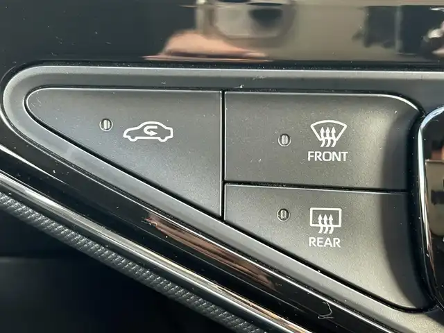 トヨタ アクア S スタイルブラック 熊本県 2020(令2)年 0.8万km ホワイトパールクリスタルシャイン 純正ナビ/・AM/FM/CD/SD/AUX/BT/・フルセグTV/全周囲カメラ/トヨタセーフティセンス/・レーンディパーチャーアラート/・パーキングサポートブレーキ/・クリアランスソナー/・先行車発進お知らせ機能/・オートマチックハイビーム/前後コーナーセンサー/ステアリングリモコン/オートライト/・LEDライト/D/N席シートヒーター/電動格納ミラー/・ウィンカーミラー/前後ドライブレコーダー（TZ-DR210）/ドアバイザー/純正フロアマット/スマートキー