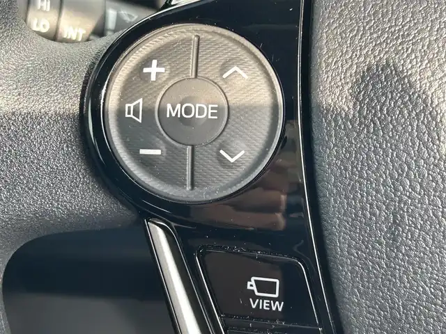 トヨタ アクア S スタイルブラック 熊本県 2020(令2)年 0.8万km ホワイトパールクリスタルシャイン 純正ナビ/・AM/FM/CD/SD/AUX/BT/・フルセグTV/全周囲カメラ/トヨタセーフティセンス/・レーンディパーチャーアラート/・パーキングサポートブレーキ/・クリアランスソナー/・先行車発進お知らせ機能/・オートマチックハイビーム/前後コーナーセンサー/ステアリングリモコン/オートライト/・LEDライト/D/N席シートヒーター/電動格納ミラー/・ウィンカーミラー/前後ドライブレコーダー（TZ-DR210）/ドアバイザー/純正フロアマット/スマートキー