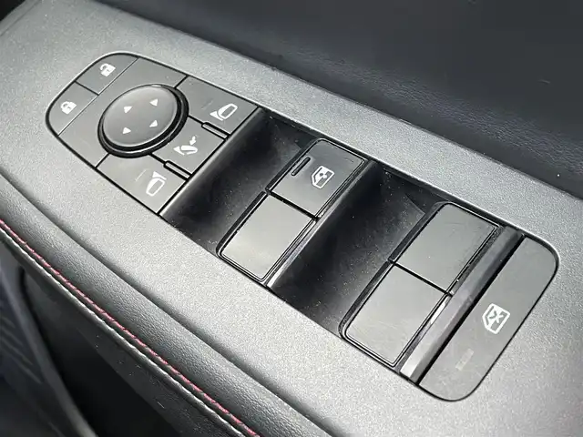 日産 オーラ ニスモ 島根県 2021(令3)年 6.6万km ピュアホワイトパール / スーパーブラック 2トーン 純正ナビ/Bluetooth/HDMI/プロパイロット/柿本製マフラー/デジタルインナーミラー/全周囲カメラ/バックカメラ/フロントカメラ/サイドカメラ/ワイヤレス充電/ドライブレコーダー/前後コーナーセンサー/ブラインドスポットモニター/レーンキープアシスト/横滑り防止装置/衝突被害軽減ブレーキ/オートライト/LEDヘッドライト/フォグランプ/禁煙車/ETC2.0/純正14インチAW