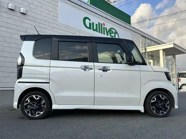 ホンダ Ｎ ＢＯＸ カスタム G EX ターボ ホンダセンシング 山形県 2017(平29)年 7.2万km プレミアムホワイトパールⅡ 純正8インチSDナビ/・フルセグ/CD/DVD/AM/FM/Bluetooth/衝突被害軽減ブレーキ/横滑り防止装置/盗難防止装置/コーナーセンサー/バックカメラ/オートライト/LEDライト/フォグランプ/スマートキー/スペアキー/両側パワースライドドア/クルーズコントロール/レーンキープアシスト/ダブルサイドエアバック/ETC/ドライブレコーダー/純正アルミホイール/シートヒーター