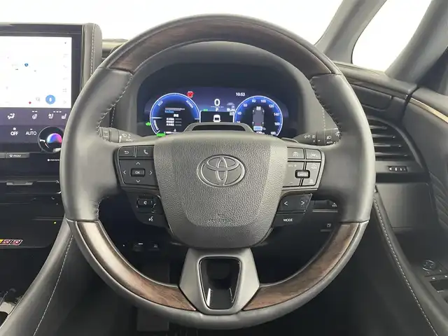 トヨタ アルファードハイブリット Z 埼玉県 2024(令6)年 0.5万km プラチナホワイトパールマイカ ユニバーサルステップ/トヨタチームメイト/純正12.1型フリップダウンモニターV12T-R72C/純正ナビゲーション/（フルセグTV/Bluetooth/AM/FM/ミラキャスト）/全方位カメラ/デジタルインナーミラー/パドルシフト/前後ドライブレコーダーTZ-DR210/両側パワースライドドア /レザーシート/前席・２列目シートヒーター 、エアシート/パドルシフト/ビルトインETC2.0/AC100V/パワーバックドア /レーダークルーズコントロール/スマートキー/プッシュスタート/３眼LEDヘッドライト/純正１８インチアルミホイール