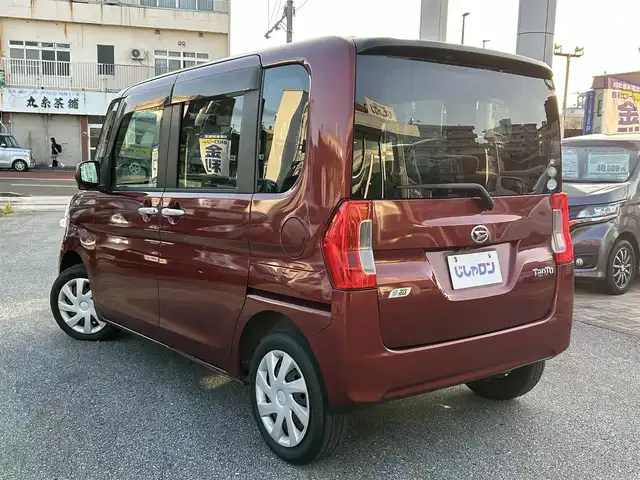 ダイハツ タント X SA 沖縄県 2014(平26)年 5.4万km ファインブルーマイカメタリック (株)IDOMが運営する【じしゃロンOO店】の自社ローン専用車両になりますこちらは現金またはオートローンご利用時の価格です。自社ローンご希望の方は別途その旨お申付け下さい/・プッシュスタート　/・ナビ　/・ＴＶ　/・バックカメラ　/・パワースライドドア　/・純正フロアマット　/・衝突被害軽減システム　/・横滑り防止装置　/・アイドリングストップ　/・取扱説明書　/・スマートキー　/・ＡＢＳ