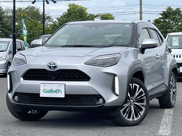 トヨタ ヤリスクロス ハイブリッド Z 道央・札幌 2021(令3)年 4.2万km シルバーメタリック ４WD/ワンオーナー/寒冷地仕様/純正ディーラーOPナビ/AM/FM/BT/フルセグ/トヨタセーフティセンス/プリクラッシュセーフティ/横滑り防止装置/レーダークルーズコントロール/ダウンヒルアシストコントロール/レーンキープアシスト/クリアランスソナー/パーキングアシスト/パノラミックビューモニター/ビルトインETC/EVMODE/DRIVEMODE/D席パワーシート/前席シートヒーター/ハーフレザーシート/革巻きステアリング/ステアリングリモコン/AC100V/電動パーキング/ブレーキホールド/レーダー探知機/プッシュスタート/スマートキー/LEDヘッドライト/オートライト/オートハイビーム/フォグランプ/電動格納ミラー/ヒーテッドドアミラー/ウィンカーミラー/純正フロアマット/ドアバイザー/社外AW付冬タイヤ積込/205/65/R16/2019年/山4mm