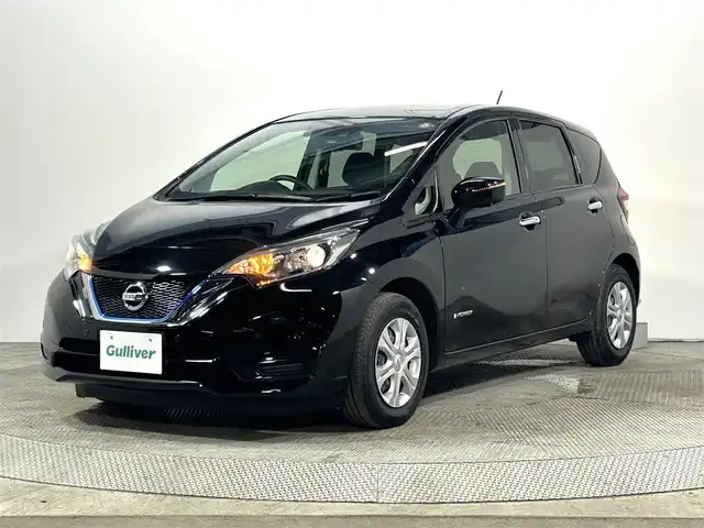 日産 ノート e－パワー X 大阪府 2016(平28)年 2.7万km スーパーブラック 純正ナビ(フルセグ/DVD再生/Bluetooth) 360カメラ ETC デジタルインナーミラー 衝突軽減 レーンアシスト クリアランスソナー オートライト ドラレコ スマートキー プッシュスタート