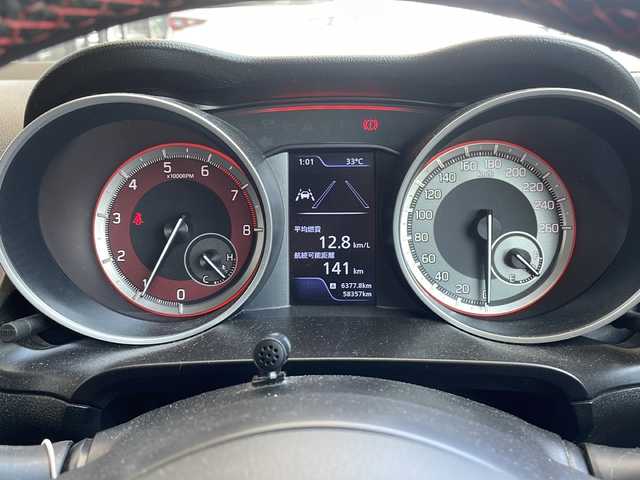 スズキ スイフト スポーツ セーフティPKG 愛知県 2018(平30)年 5.9万km チャンピオンイエロー 衝突被害軽減ブレーキ/社外8インチSD（ナビあり）/クルーズコントロール/シートヒーター/フルセグTV/CD DVD/Bluetooth/バックカメラ/純正アルミホイール/LEDヘッドライト/インテリジェントミラー/オートライト/ETC/ステアリングスイッチ/スマートキー/プッシュスタート