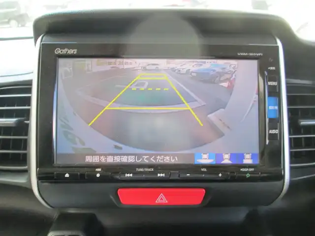 ホンダ Ｎ ＢＯＸ G Lパッケージ 千葉県 2016(平28)年 3.4万km プレミアムホワイトパールⅡ ワンオーナー/保証書/取説/R1/R3/R5 ディラー点検記録簿/純正SDナビフルセグTV/CD/DVD/SD/Bluetoothオーディオ/バックカメラ/左リアパワースライドドア/ステアリングオーディオ連動リモコン/ウインカー付きドアミラー/後席シートスライド/シートバックテーブル/後席スピーカー/D席シートリフト/ヘッドライトレベライザー/ビルトインETC