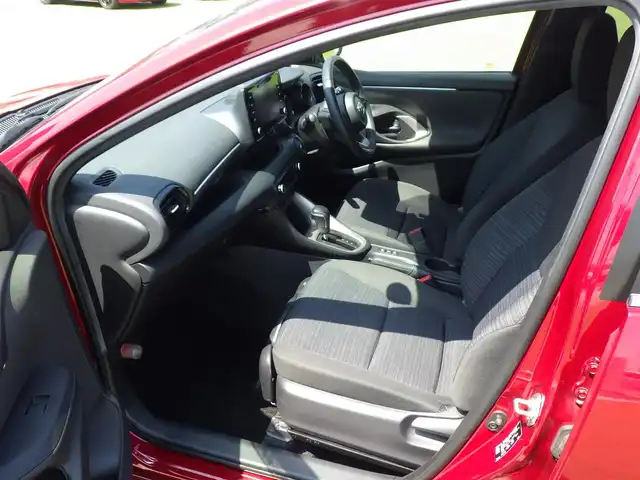 トヨタ ヤリス ハイブリッド Z 千葉県 2020(令2)年 6.9万km センシュアルレッドマイカ Toyota Safety Sense/・プリクラッシュセーフティ/・レーンディパーチャーアラート/・オートハイビーム/・レーダークルーズコントロール/ディスプレイオーディオ/【Bluetooth接続】/バックカメラ/前席シートヒーター/革巻きステアリング/ETC/LEDヘッドライト/ウインカーミラー/クリアランスソナー/モデリスタ15インチアルミホイル/サイド/カーテンエアバッグ/スマートキー