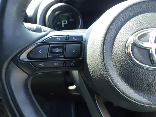 トヨタ ヤリス ハイブリッド Z 千葉県 2020(令2)年 6.9万km センシュアルレッドマイカ Toyota Safety Sense/・プリクラッシュセーフティ/・レーンディパーチャーアラート/・オートハイビーム/・レーダークルーズコントロール/ディスプレイオーディオ/【Bluetooth接続】/バックカメラ/前席シートヒーター/革巻きステアリング/ETC/LEDヘッドライト/ウインカーミラー/クリアランスソナー/モデリスタ15インチアルミホイル/サイド/カーテンエアバッグ/スマートキー