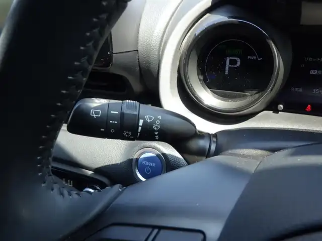 トヨタ ヤリス ハイブリッド Z 千葉県 2020(令2)年 6.9万km センシュアルレッドマイカ Toyota Safety Sense/・プリクラッシュセーフティ/・レーンディパーチャーアラート/・オートハイビーム/・レーダークルーズコントロール/ディスプレイオーディオ/【Bluetooth接続】/バックカメラ/前席シートヒーター/革巻きステアリング/ETC/LEDヘッドライト/ウインカーミラー/クリアランスソナー/モデリスタ15インチアルミホイル/サイド/カーテンエアバッグ/スマートキー