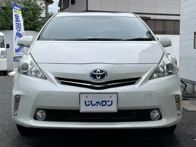 トヨタ プリウス α S 滋賀県 2013(平25)年 9.1万km ホワイトパールクリスタルシャイン (株)IDOMが運営する【じしゃロン草津店】の自社ローン専用車両になりますこちらは現金またはオートローンご利用時の価格です。自社ローンご希望の方は別途その旨お申付け下さい