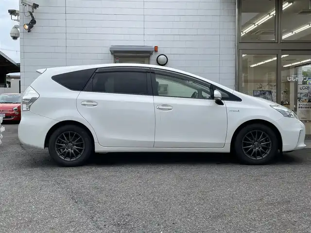 トヨタ プリウス α S 滋賀県 2013(平25)年 9.1万km ホワイトパールクリスタルシャイン (株)IDOMが運営する【じしゃロン草津店】の自社ローン専用車両になりますこちらは現金またはオートローンご利用時の価格です。自社ローンご希望の方は別途その旨お申付け下さい