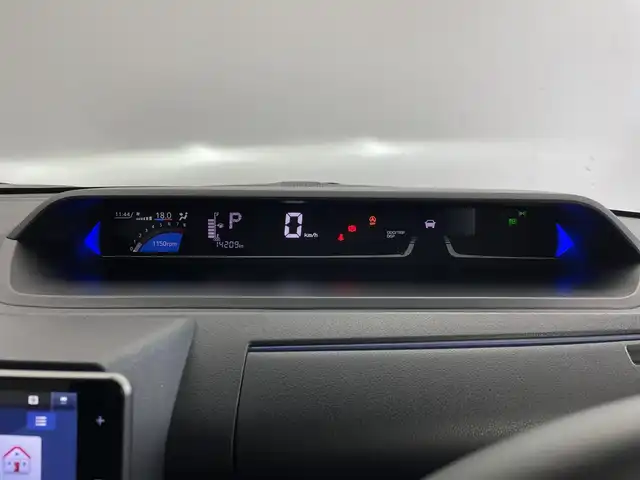 ダイハツ タント スローパー リアシート付き仕様 新潟県 2022(令4)年 1.5万km シャイニングホワイトパール 福祉車両(電動ウインチ)/純正メモリナビ【NMZN-Y72DS】/　フルセグTV/Bluetooth/CD/DVD/USB/レーダークルーズコントロール/衝突被害軽減ブレーキ/レーンキープアシスト/前後コーナーセンサー/ハーフレザーシート/前席シートヒーター/両側パワースライドドア/ドライブレコーダー/バックモニター/ETC/アイドリングストップ/LEDヘッドライト/オートマチックハイビーム/オートライト/横滑り防止装置/レザーステアリング/ステアリングスイッチ/純正AWセット夏タイヤ積込/禁煙車