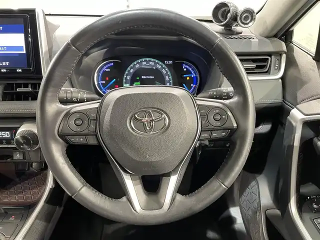 トヨタ ＲＡＶ４ ハイブリッドG 愛知県 2019(令1)年 6.1万km ダークブルーマイカ 純正9インチナビ/衝突軽減ブレーキ/レーダークルーズコントロール/ビルトインETC2.0/シートヒーター/LEDヘッドライト/バックカメラ/ドライブレコーダ/ブラインドスポットモニター/ステアリングヒーター/メモリ機能付パワーシート/電動リアゲート/フルセグTV/Bluetooth/コーナーセンサー/レーンキープアシスト/オートハイビーム/プッシュスタート/スマートキー/CD/DVD再生/ミュージックサーバー/純正フロアマット/純正18インチアルミホイール/オートライト/禁煙車/ルーフレール/4WD/合皮シート/ウィンカーミラー/電動格納ミラー/フォグランプ/オートエアコン/電動パーキングブレーキ/オートブレーキホールド/ステアリングリモコン/ロードサインアシスト/横滑り防止装置