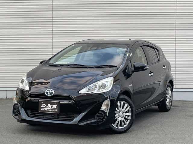 トヨタ アクア S スタイルブラック 岩手県 2017(平29)年 4.4万km ブラックマイカ ワイパーデアイサー/寒冷地仕様/オートライト/オートマチックハイビーム/純正フロアマット/純正ナビ（CD/DVD/BT/フルセグ）/バックモニター/スマートキー/ABS/電動格納ミラー/レーンキープアシスト/横滑り防止/プリクラッシュセーフティ