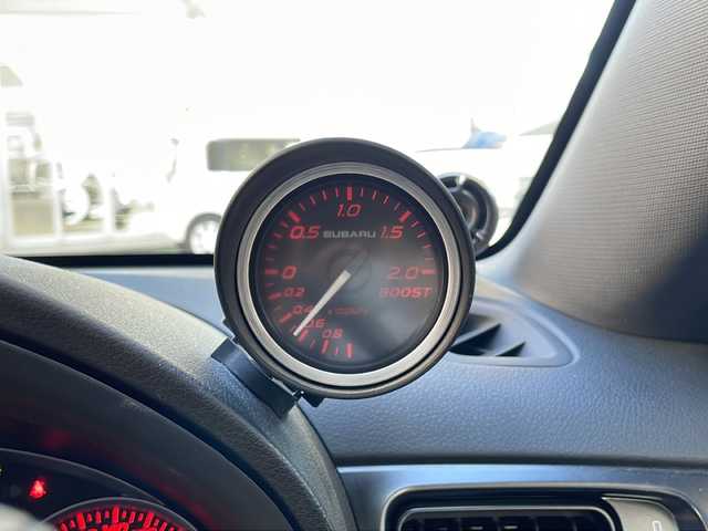 スバル インプレッサ ＷＲＸ STi 高知県 2014(平26)年 12.6万km サテンホワイトパール ７インチナビ/・フルセグＴV/・Ｂｌｕｅｔｏｏｔｈオーディオ/・ＣＤ/・バックカメラ/ＳＴＩエアロ/ＳＴＩ１８インチアルミホイール/RECAROシート/ETC/プッシュスタート/スペアキー/純正フロアマット/6速MT/４WD