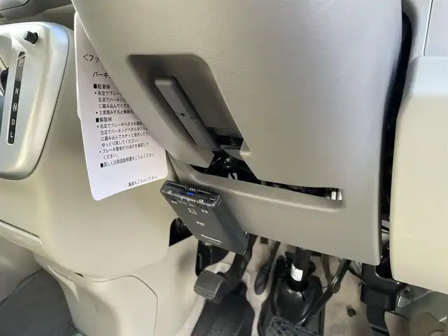 スズキ エブリィ ワゴン PZターボ 大分県 2024(令6)年 0.6万km デニムブルーメタリック ターボ/純正ディスプレイオーディオ 【BTオーディオ/USB】/バックカメラ/左後パワースライドドア/純正14インチアルミホイール/衝突被害軽減システム/前後2カメラドライブレコーダー/リアクリアランスソナー/レーンアシスト/ETC/シートヒーター/充電用USBソケット （Cタイプ）/LEDヘッドライト/フォグランプ/オートライト/ヘッドライトレベライザー/レザーステアリング/ステアリングリモコン/チルトステアリング/ウインカーミラー/横滑り防止装置/アイドリングストップ/エンジンプッシュスタート/ドアバイザー/フロアマット/電動格納ミラー/Wエアバッグ/ABS/スマートキー×2/保証書/車両取説/オーディオ取説