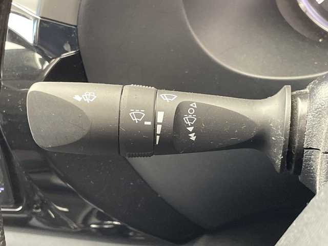 トヨタ ハイラックス Z 千葉県 2020(令2)年 6.8万km アティチュードブラックマイカ ダブルサイドエアバック/カーテンエアバック/衝突軽減/レーンキープアシスト/横滑り防止/コーナーセンサー前後/LED/純正フロアマット/TRDアルミホイール/ETC/テレビナビ/BT/CD/SD/ドライブレコーダー前後