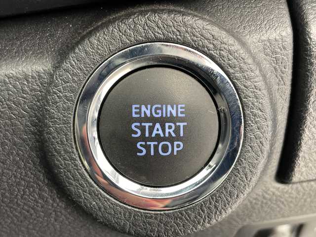 トヨタ ハイラックス Z 千葉県 2020(令2)年 6.8万km アティチュードブラックマイカ ダブルサイドエアバック/カーテンエアバック/衝突軽減/レーンキープアシスト/横滑り防止/コーナーセンサー前後/LED/純正フロアマット/TRDアルミホイール/ETC/テレビナビ/BT/CD/SD/ドライブレコーダー前後