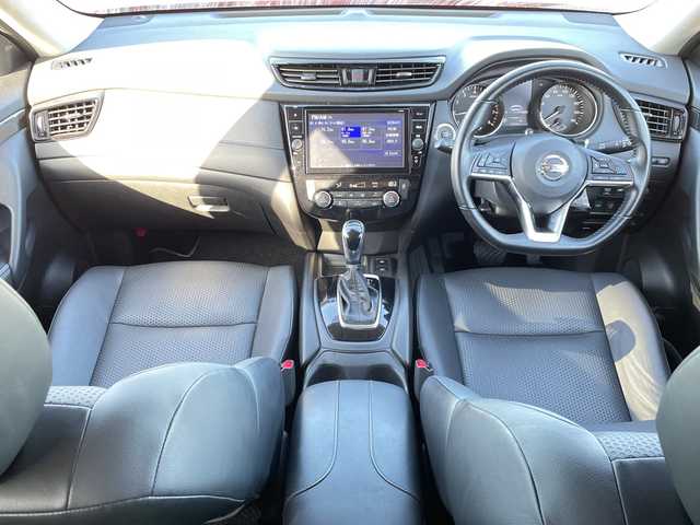 日産 エクストレイル 20Xi Vセレクション 新潟県 2020(令2)年 2.1万km ガーネットレッド 4WD/純正9インチSDナビ(MM520D-L)/CD/DVD/BD/フルセグテレビ/ミュージックサーバー/全方位カメラ/ETC/ドライブレコーダー/衝突被害軽減ブレーキ/レーンキープアシスト/レーダークルーズコントロール/革シート/パワーシート/シートヒーター/ステアリングスイッチ/パワーバックドア/コーナーセンサー/スマートキー/プッシュスタート/LEDヘッドライト/オートライト/フォグランプ/純正18インチアルミホイール