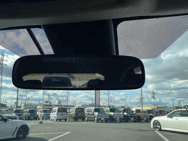 トヨタ ヤリスクロス ハイブリッド Z 三重県 2021(令3)年 4.2万km ブラックマイカ/ホワイトパールクリスタルシャイン 2トーン 純正ナビ/バックカメラ/純正ドラレコ/ビルトインETC/クリアランスソナー/レーダークルコン/シートヒーター/パワーシート/ハーフレザー/USB給電/LEDオートライト/電子パーキング/セーフティーセンス/DRIVE　MODE/オートリトラウィンカーミラー/禁煙車