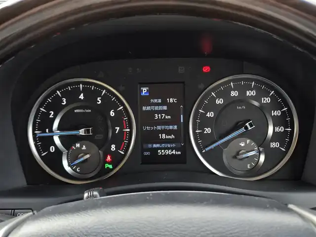 トヨタ ヴェルファイア V 鹿児島県 2018(平30)年 5.6万km ホワイトパールクリスタルシャイン 両側パワースライドドア　/純正ＳＤナビ（ＮＳＺＮ－Ｚ６８Ｔ）　/Ｂｌｕｅｔｏｏｔｈオーディオ　/ビルトインＥＴＣ　/レーダークルーズコントロール　/トヨタセーフティセンス　/Ｄ＋Ｎ席シートヒーター　/Ｄ＋Ｎ席ベンチレーション/D+N席パワーシート/レーントレーシングアシスト/リヤクロストラフィックアラート/ブラインドスポットモニター/純正アルミホイール(17インチ)/前後コーナーセンサー/LEDヘッドライト/プッシュスタート/スマートキー/エアバッグ(W+サイド)/カーテンエアバッグ