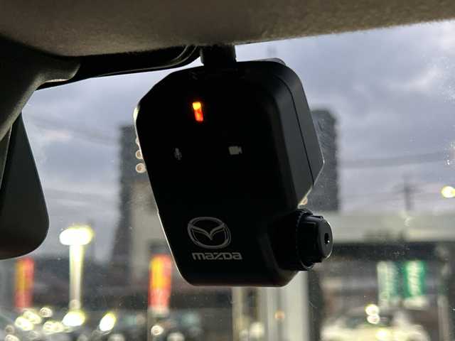 マツダ フレア クロスオーバー XG 広島県 2019(平31)年 1.4万km フェニックスレッドパール/ブラック 禁煙/デュアルブレーキサポート/車線逸脱警報/純正ナビ（A9K4）/・フルセグ/CD/DVD/Bluetooth/SD/バックカメラ/HIDヘッドライト/オートライト/ステアリングスイッチ/シートヒーター（D/N）/アイドリングストップ/純正フロアマット/純正ドアバイザー/ETC