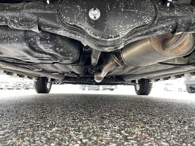 スズキ ソリオ バンディット HV MV 富山県 2022(令4)年 2.6万km ピュアホワイトP 4WD/純正ナビ/（フルセグ/Bluetooth/CD/DVD)/全方位モニター/アイドリングストップ/衝突軽減/車線逸脱防止/レーダークルーズコントロール/コーナーセンサー/ビルトインETC/片側パワースライドドア/前後ドライブレコーダー/前席シートヒーター/2列目サーキュレーター/ヘッドアップディスプレイ/ドアバイザー/ステアリングスイッチ/エンジンスターター/純正AWサマータイヤ積み込み