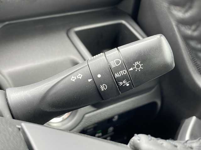 スズキ ソリオ バンディット HV MV 富山県 2022(令4)年 2.6万km ピュアホワイトP 4WD/純正ナビ/（フルセグ/Bluetooth/CD/DVD)/全方位モニター/アイドリングストップ/衝突軽減/車線逸脱防止/レーダークルーズコントロール/コーナーセンサー/ビルトインETC/片側パワースライドドア/前後ドライブレコーダー/前席シートヒーター/2列目サーキュレーター/ヘッドアップディスプレイ/ドアバイザー/ステアリングスイッチ/エンジンスターター/純正AWサマータイヤ積み込み