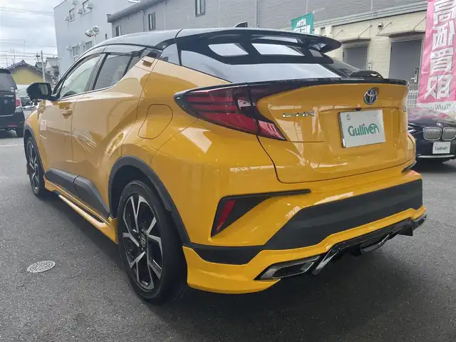 トヨタ Ｃ－ＨＲ G 愛知県 2020(令2)年 4.3万km ブラック/イエロー ワンオーナー/MODELLITAエアロキット/・フロントスポイラー/・サイドスカート/・リアスカート/純正ディスプライオーディオ/・ナビ／Bluetooth／Miracast/バックカメラ/LEDヘッドライト／フォグランプ/シーケンシャルターンランプ/ハーフレザーシート/TOYOTA SAFETY SENSE/・プリクラッシュセーフティ/・レーンディパーチャーアラート/・オートマチックハイビーム/・レーダークルーズコントロール/ブラインドスポットモニター/純正18インチAW/スマートキー＆プッシュスタート/応急用スペアタイヤ