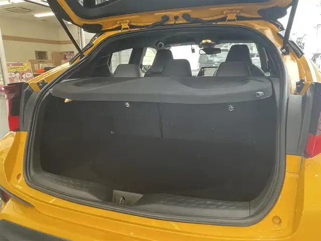 トヨタ Ｃ－ＨＲ G 愛知県 2020(令2)年 4.3万km ブラック/イエロー ワンオーナー/MODELLITAエアロキット/・フロントスポイラー/・サイドスカート/・リアスカート/純正ディスプライオーディオ/・ナビ／Bluetooth／Miracast/バックカメラ/LEDヘッドライト／フォグランプ/シーケンシャルターンランプ/ハーフレザーシート/TOYOTA SAFETY SENSE/・プリクラッシュセーフティ/・レーンディパーチャーアラート/・オートマチックハイビーム/・レーダークルーズコントロール/ブラインドスポットモニター/純正18インチAW/スマートキー＆プッシュスタート/応急用スペアタイヤ
