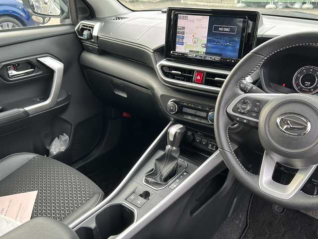 ダイハツ ロッキー プレミアム G 福島県 2022(令4)年 2.4万km グレーマイカM ロッキー専用アルパインナビ　フルセグ　Ｂカメラ　純正ＡＷ　両側シートヒーター　純正ドラレコ　クルコン　電動パーキング　フォグランプ　ＴＶキャンセラー　ＥＴＣ　スペアキー×１　純正フロアマット　４ＷＤ