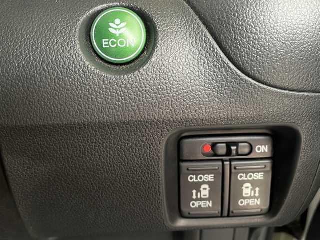 ホンダ Ｎ ＢＯＸ カスタム G SSパッケージ 長野県 2013(平25)年 5.2万km プレミアムホワイトパール パナソニックナビTV/バックカメラ/両側パワースライドドア/プッシュスタート エンジン/純正１４インチアルミ/純正フロアマット/スペアキー