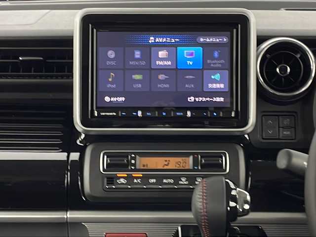 スズキ スペーシア カスタム HYBRID XS ターボ 新潟県 2019(令1)年 1.8万km ピュアホワイトP デュアルセンサーブレーキサポート/社外メモリナビ/　CD/DVD/BT/フルセグ/全周囲カメラ/両側パワースライドドア/クルーズコントロール/LEDオートライト/ハーフレザーシート/純正アルミホイール/パドルシフト/フォグランプ/電格ミラー/ウィンカーミラー/スマートキー/ETC
