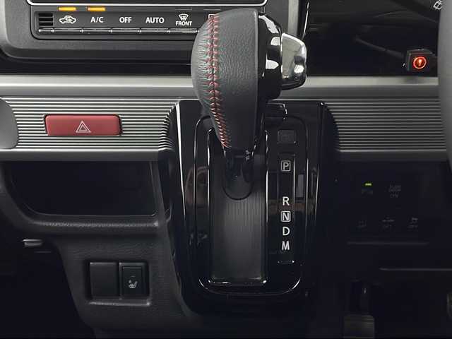 スズキ スペーシア カスタム HYBRID XS ターボ 新潟県 2019(令1)年 1.8万km ピュアホワイトP デュアルセンサーブレーキサポート/社外メモリナビ/　CD/DVD/BT/フルセグ/全周囲カメラ/両側パワースライドドア/クルーズコントロール/LEDオートライト/ハーフレザーシート/純正アルミホイール/パドルシフト/フォグランプ/電格ミラー/ウィンカーミラー/スマートキー/ETC