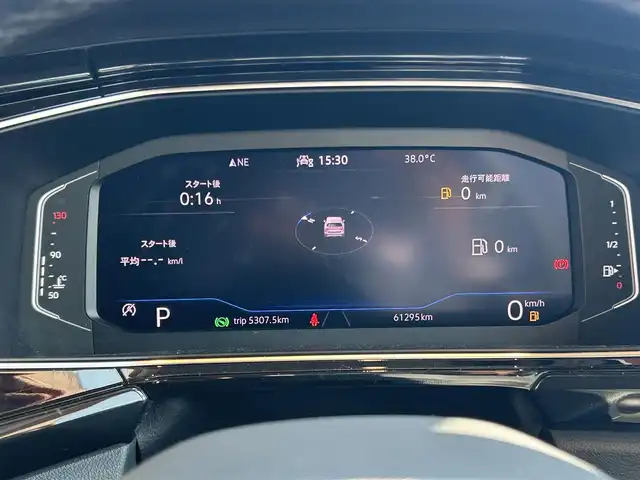 フォルクスワーゲン Ｔ－クロス TSI 1stプラス 高知県 2020(令2)年 6.2万km ピュアホワイト 純正ナビ/【BT/AppleCarplay】/バックカメラ/クルーズコントロール(追従走行有り)/Front　Assist/・衝突被害軽減ブレーキ/・車間警告/レーンキープアシストシステム/・車線逸脱警報/・ステアリングホイールの振動/ブラインドスポットディテクション/パーキングアシスト/横滑り防止/ルーフレール/ハーフレザーシート/コーナー、バックセンサー/ETC2.0/ドライブレコーダー/パドルシフト/オートライト/純正LEDライト/スマートキー/プッシュスタート/MTモード付きAT/アイドリングストップ/純正アルミホイール 18インチ/ウインカーミラー/純正フロアマット
