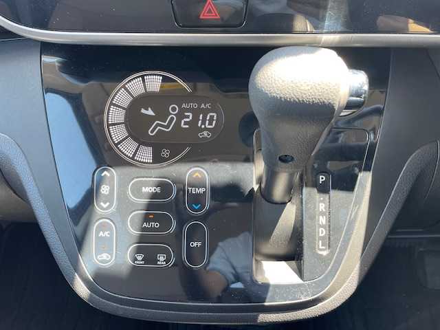 日産 デイズ ルークス HWS X Vセレクション 静岡県 2018(平30)年 4.7万km スパークリングレッド/ブラック ●純正SDナビ/（フルセグ/CD/DVD/Bluetooth）/(MM317D-W)/●全方位カメラ/●衝突軽減ブレーキ/●レーンキープアシスト/●オートライト/●オートマチックハイビーム/●フォグランプ/●革巻きステアリング/●ステアリングスイッチ/●電動格納ウインカーミラー/●両側パワースライドドア/●ETC/●純正フロアマット/●ISOFIX/●純正ドライブレコーダー/●プッシュスタート/●スマートキー/●スペアキー×1/●横滑り防止装置/●純正15インチアルミホイール/●W+サイドSRS+ABS/●保証書/●取扱説明書