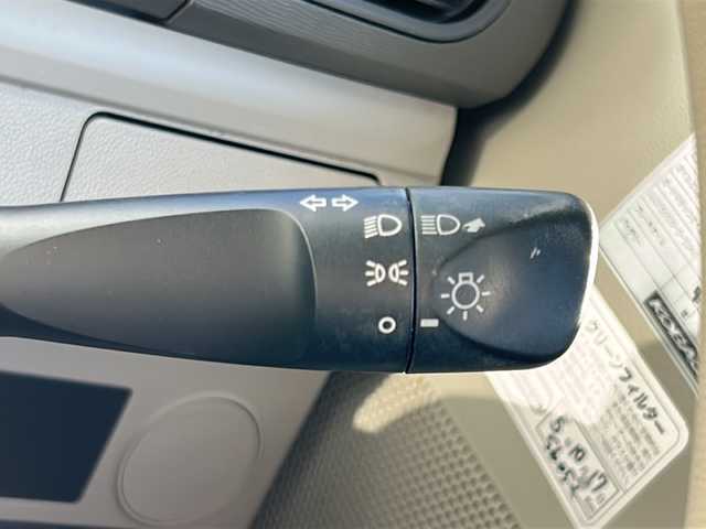 ダイハツ タント L SA Ⅲ 大分県 2018(平30)年 7.8万km ブラックマイカメタリック 衝突軽減ブレーキ/横滑り防止装置/後方コーナーセンサー/レーンキープアシスト/オートマチックハイビーム/社外SDナビ/（Bluetooth/AM/FM/フルセグ/ipod)/ステアリングスイッチ/アイドリングストップ/純正フロアマット/ETC/エンジンスターター/ドアバイザー