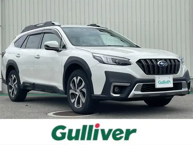 スバル アウトバック 富山県 2023(令5)年 6.8万km パール メーカーナビ／/フルセグＴＶ／/Ｂｌｕｅｔｏｏｔｈ／/オレンジ革シート／/シートヒーター／/エアシート／/パワーシート／/アイサイト/レーダークルーズコントロール/レーンキープアシスト／/サイドカメラ／/バックカメラ／/スマートキー／/ＬＥＤオートライト／/ＬＥＤフォグライト/ビルトインETC