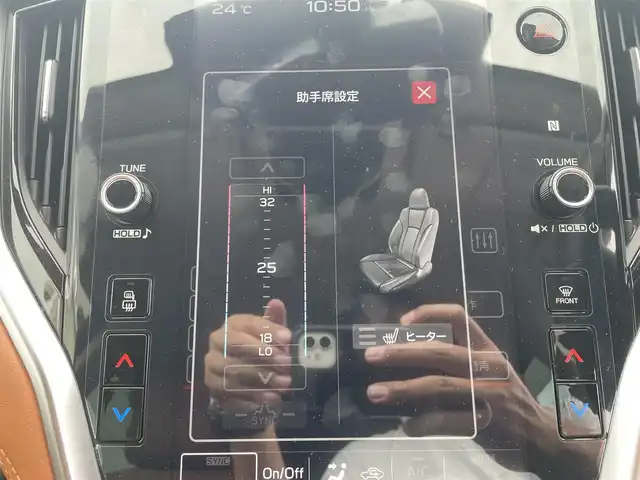 スバル アウトバック 富山県 2023(令5)年 6.8万km パール メーカーナビ／/フルセグＴＶ／/Ｂｌｕｅｔｏｏｔｈ／/オレンジ革シート／/シートヒーター／/エアシート／/パワーシート／/アイサイト/レーダークルーズコントロール/レーンキープアシスト／/サイドカメラ／/バックカメラ／/スマートキー／/ＬＥＤオートライト／/ＬＥＤフォグライト/ビルトインETC